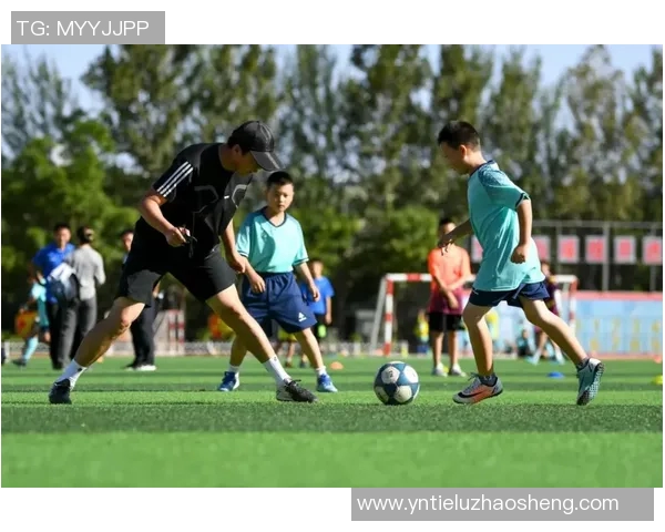 西安足球队的速度之争:如何提升球队的快节奏竞技水平