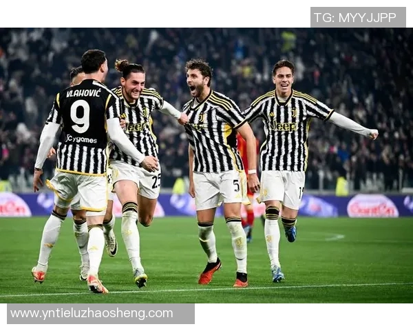 足球明星们为球迷送上温暖新春祝福共迎兔年喜庆时刻